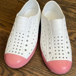 Native summer sneaker white with pink toe